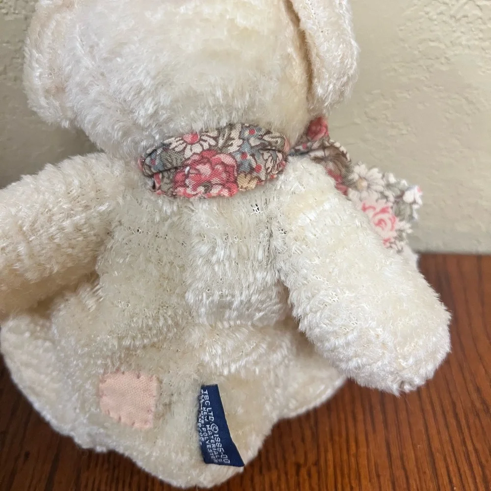 Boyd’s Bear Collection cream bear with floral bow and pink stitching vintage